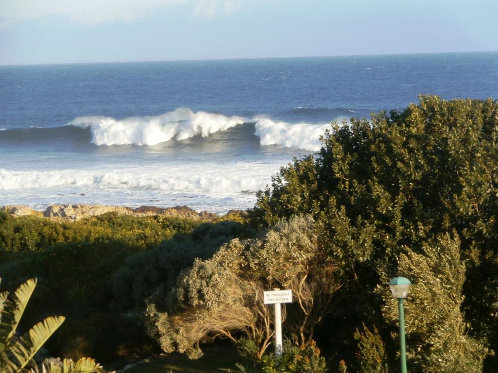 Belle Vue Guesthouse Hermanus Exterior photo