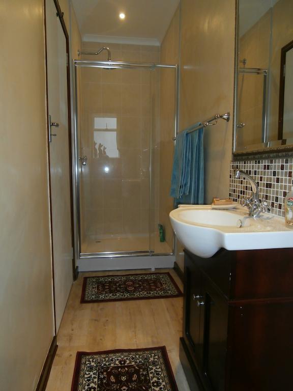 Belle Vue Guesthouse Hermanus Room photo